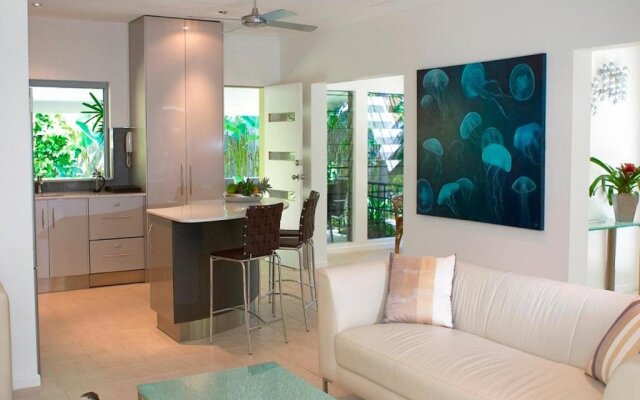 Aquatica Palm Cove