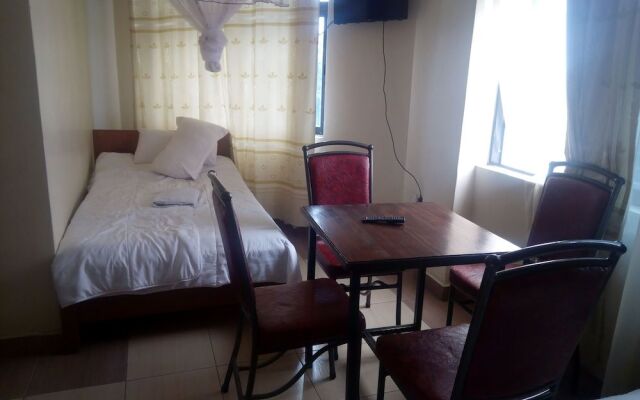 Ngara Riverside Lodge