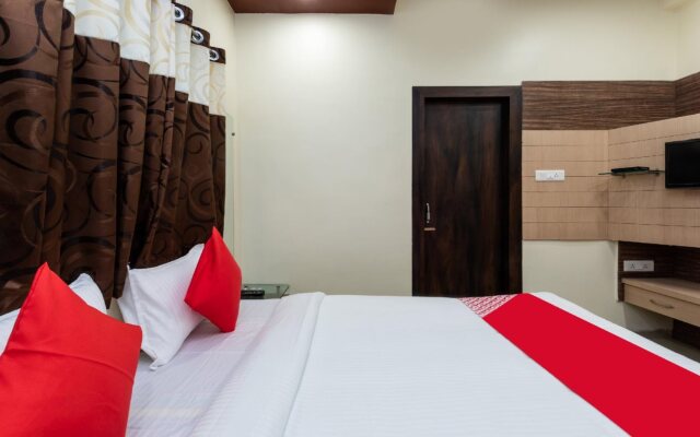 Hotel Krishna Palace