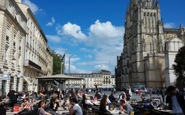 Blue Lodge in Bordeaux
