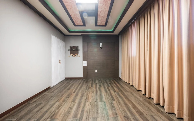 Raemian Motel