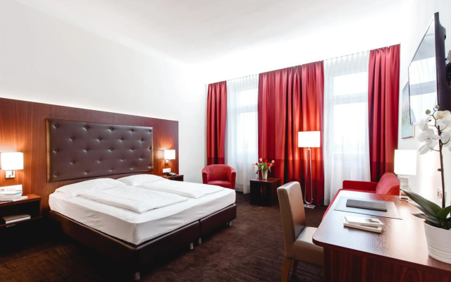 Hotel Allegro