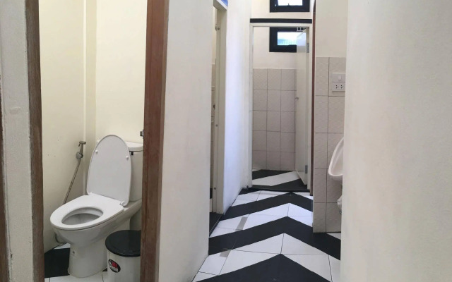 D-Well Hostel