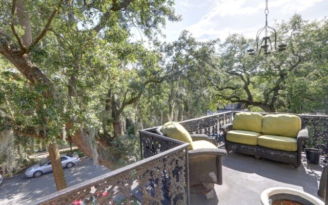 Oak View Terrace