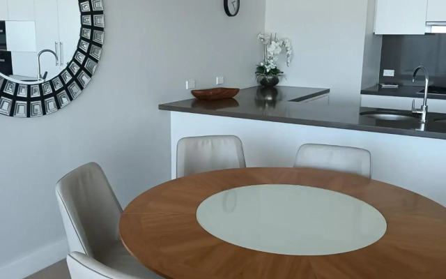 Kirra Surf Apartments