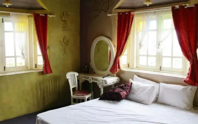 Baan Pai Fah Pai Fun