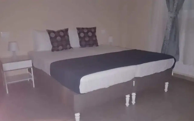 Paradise Inn