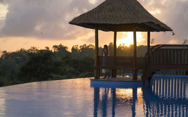 Semabu Hills Hotel Nusa Penida - Bali