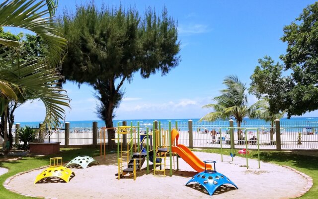 Beachfront Coral Beach Condo 305