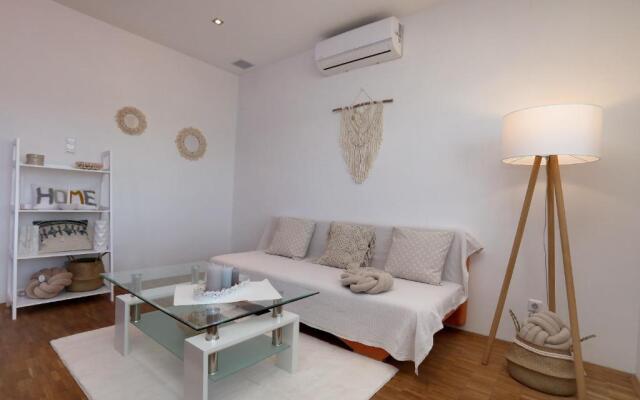 Apts Vidosava - 100m from the sea