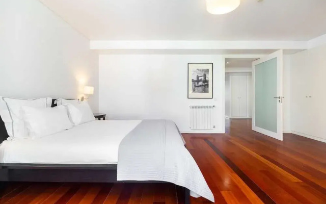 Luxury Chiado Prime Apartment