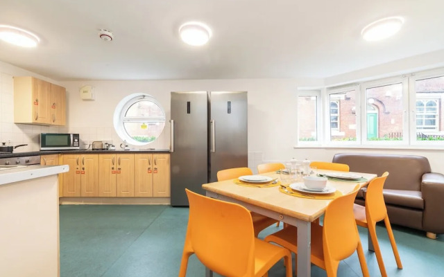 Lucia Foster Welch Residence