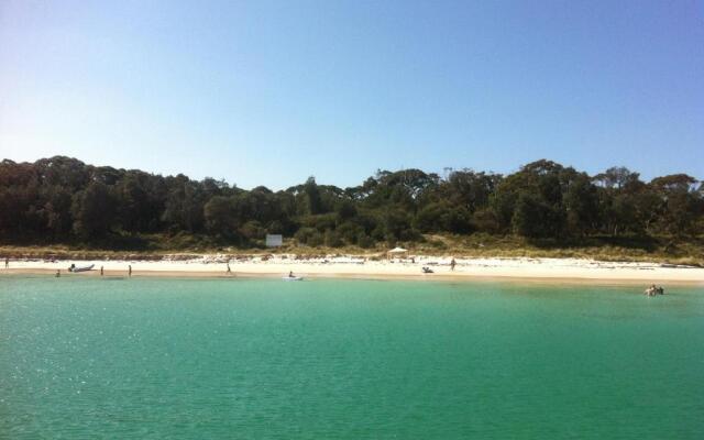 Huskisson Beach Motel