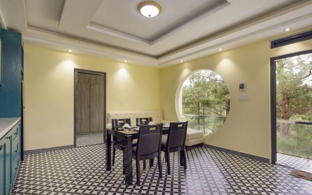Four Spring Villas And Golfs Da Lat