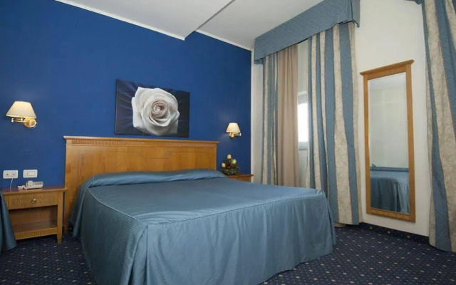 Hotel Dore