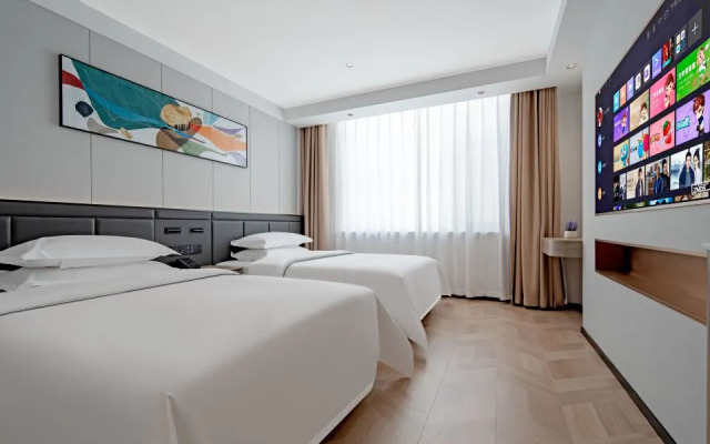 Elong ME Hotel (Weihai Weigao Plaza Xingfumen)