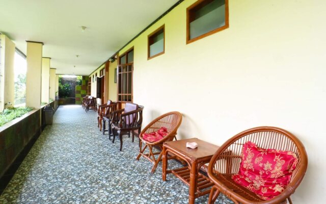 Villa Aries Biru