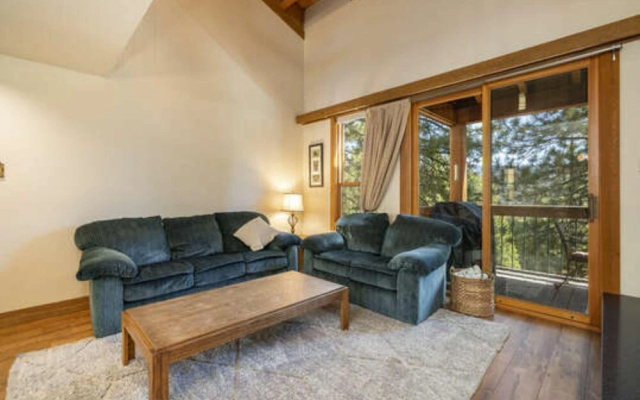 Gold Bend 5111 by Tahoe Mountain Properties
