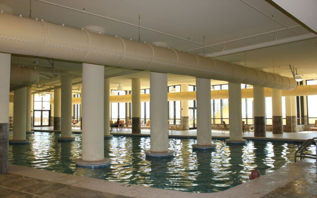 Phoenix West Ii Condominiums