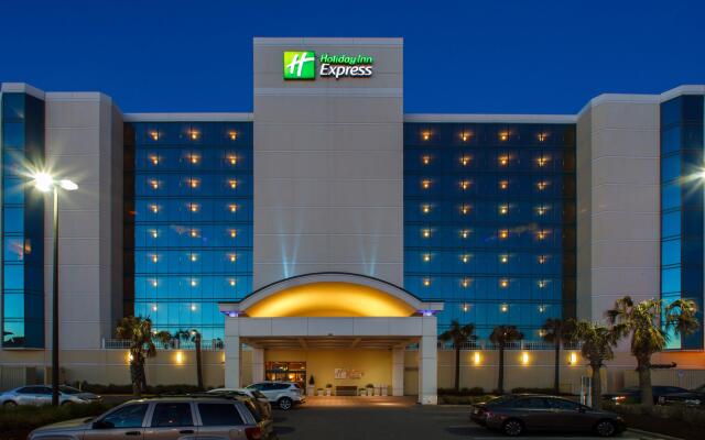 Holiday Inn Express Hotel & Suites Va Beach Oceanfront, an IHG Hotel