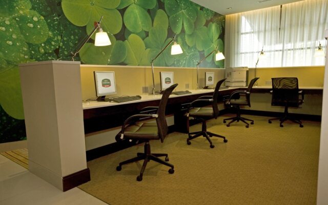 Courtyard by Marriott Panama Metromall