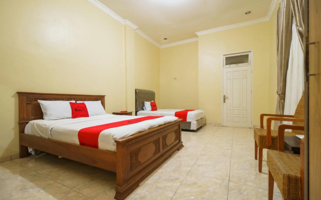 RedDoorz Plus @ Hotel Sempurna Watervang Lubuk Linggau