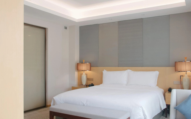 InterContinental Heilong Lake by IHG