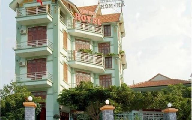 Van Anh Hotel