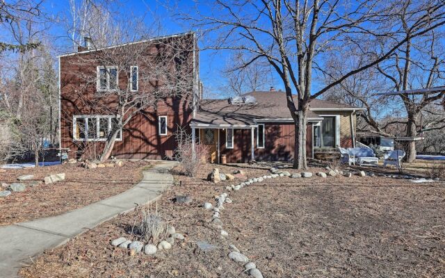 5 Mi to Dtwn Denver: Peaceful Lakewood Home!