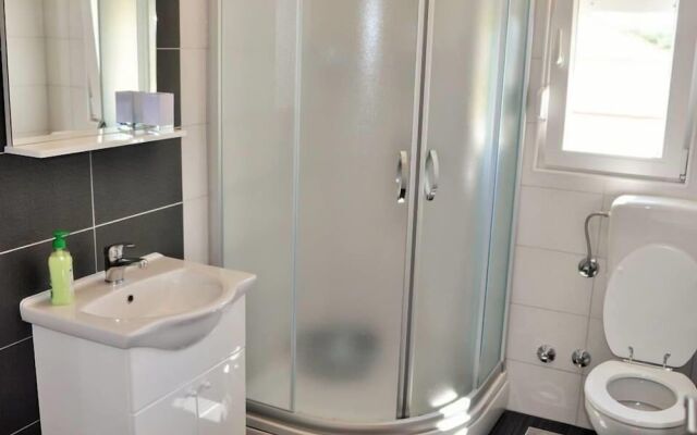 Apartments Zora 1629