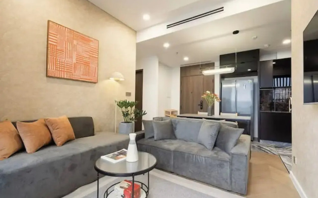 Parkland Riverside Luxury Vacation