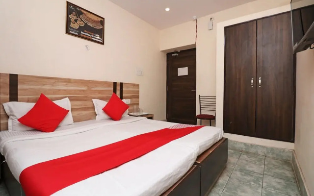 OYO 29826 Central Hotel