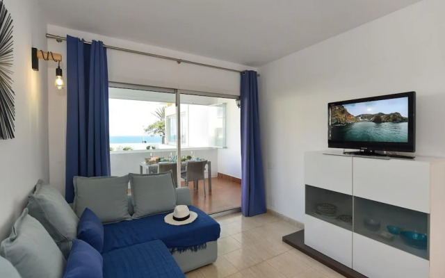 Belvilla by Oyo Apartment Aida 202