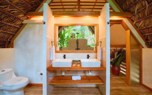 Shawandha Ecolodge