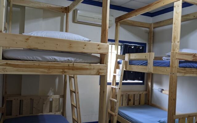 The Lodge for Cyclists - Hostel
