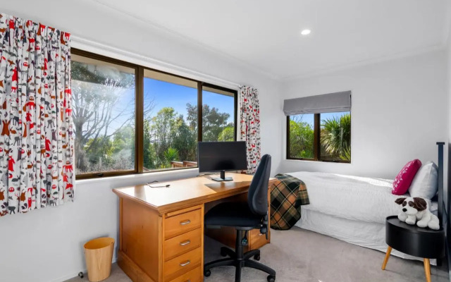 Views over Blenheim - Blenheim Holiday Home