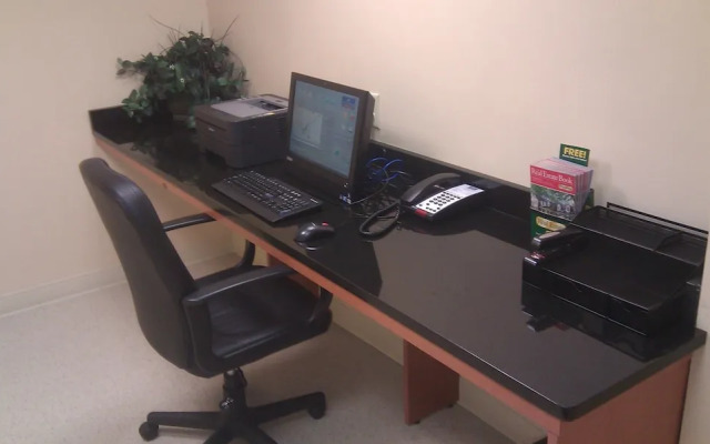 Candlewood Suites Fredericksburg, An Ihg Hotel