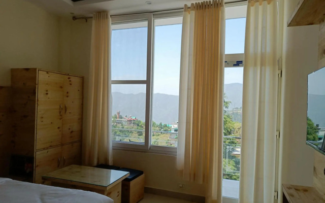 Uk09 hotel & Restaurant