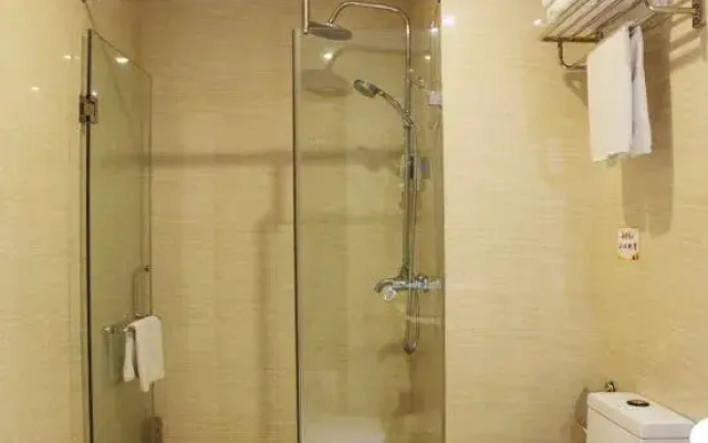 Yixin Hotel