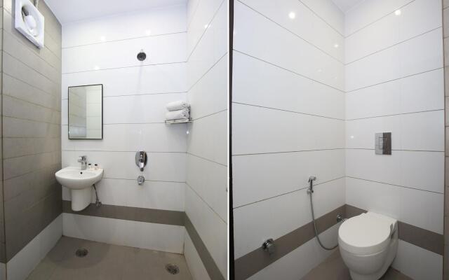 OYO 9816 Hotel Neelkanth