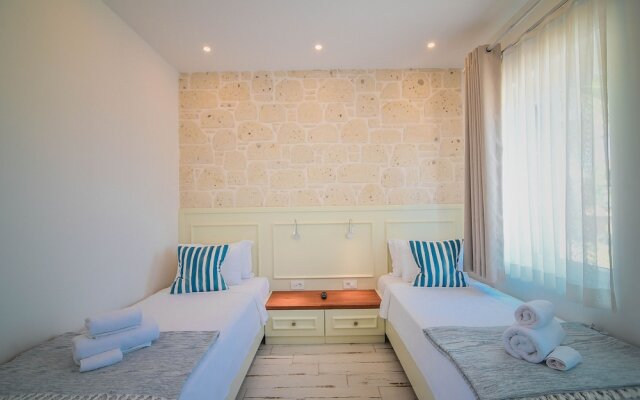 Rhodium Hotel