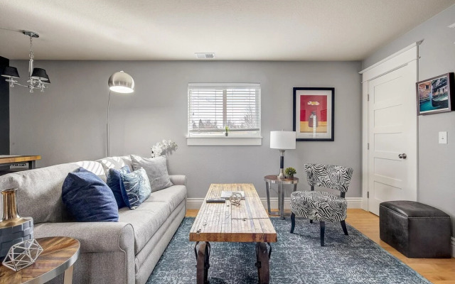 Jen4136 - Carriage House With Lovely Courtyard