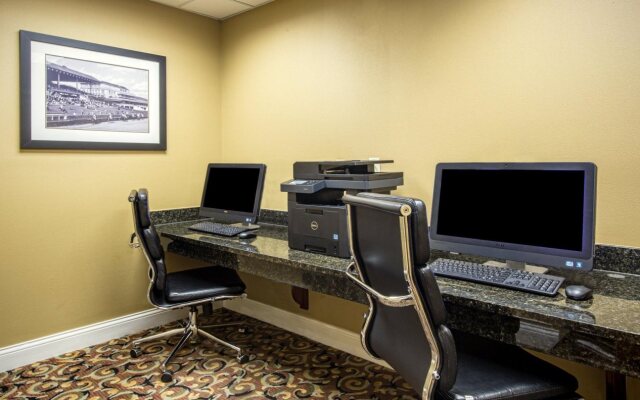 Holiday Inn Express & Suites Richmond by IHG