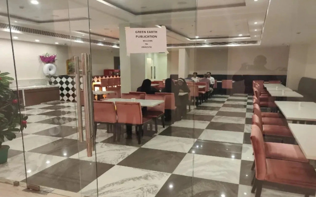 Hotel Victoria by OYO Rooms