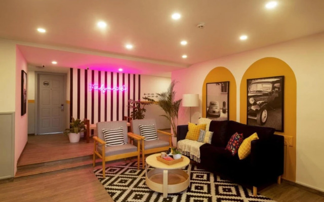 Olive Zip Richmond Circle by Embassy Group