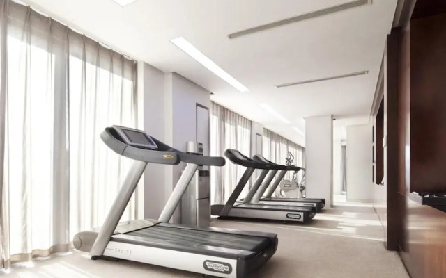 Howard Johnson By Wyndham Parkland Hotel Dalian