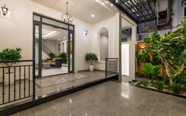 Cozrum Homes The Gallery Residence