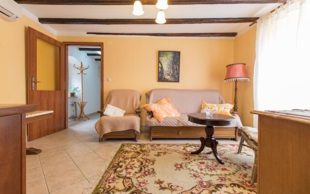 Apartment Stari Grad