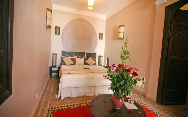 Riad Fabiola et Spa By La Siredrah