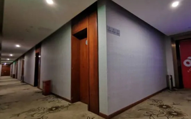 Yueyang Dongfeng Hotel